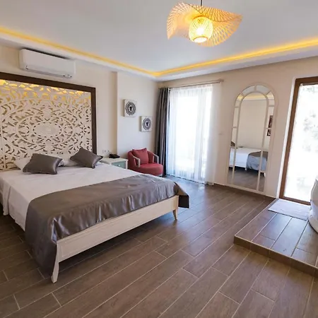 Icarus Çeşme