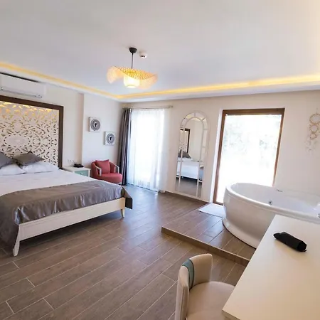Hotel Icarus Çeşme