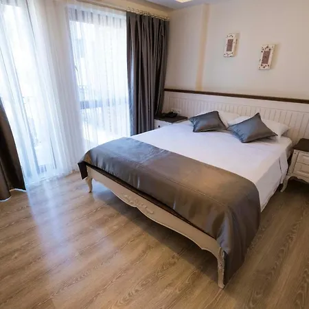 ıcarus 3* Alaçatı