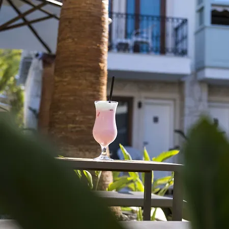 Otel ıcarus Alaçatı