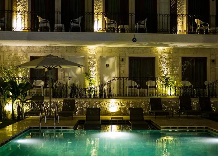 מלון Icarus אלאקאטי