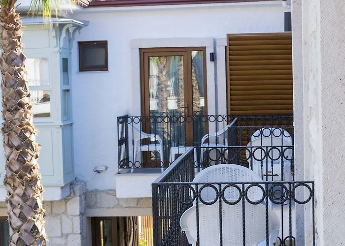 מלון Icarus אלאקאטי